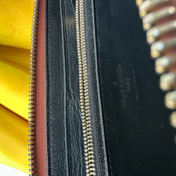 LV Rare 🧳 Louis Vuitton Voyage wallet - Picture 14 of 15